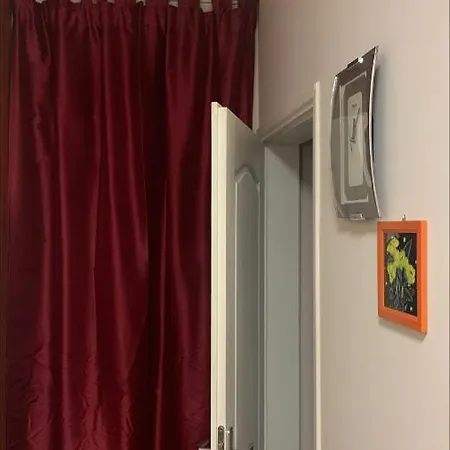 Apartman With Excellent Internet 100mbitps Apartament *